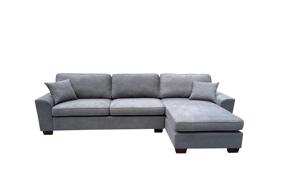 Moberly sectional with chaise