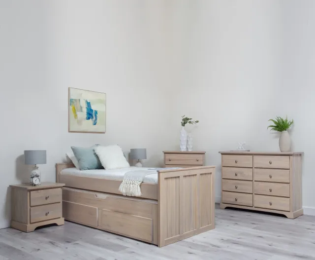 youth trundle bedroom suite by Mako Wood Furniture